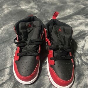 Jordan Kids Black and Red Sneakers